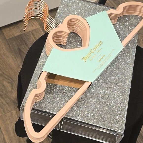 Juicy Couture Notched Shoulder Space Saving Heart Top Set of 10 Hangers- Pink - Picture 3 of 10